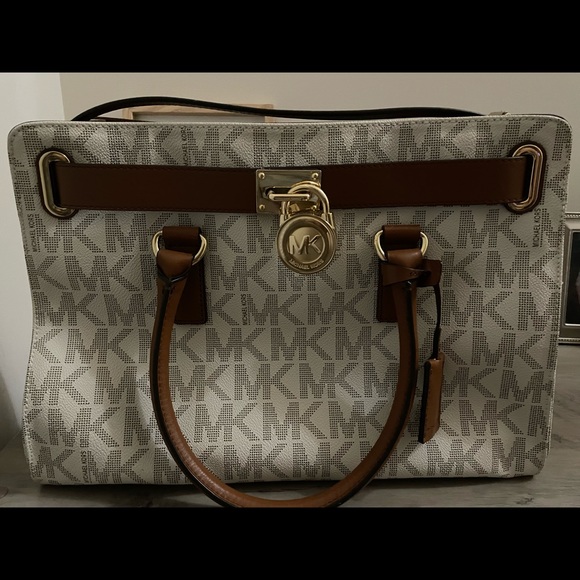 Michael Kors Handbag - Picture 1 of 2